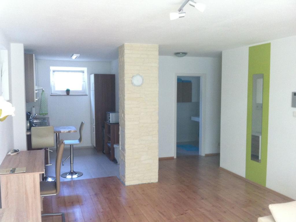 Ferienwohnung Heike Dettingen an der Erms Habitación foto