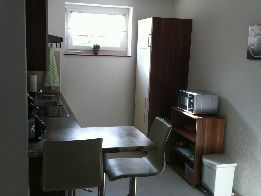 Ferienwohnung Heike Dettingen an der Erms Habitación foto